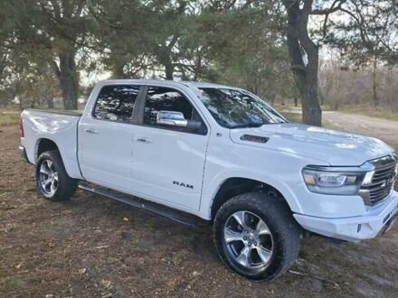 Серый Додж RAM 1500, объемом двигателя 3 л и пробегом 49 тыс. км за 63500 $, фото 1 на Automoto.ua