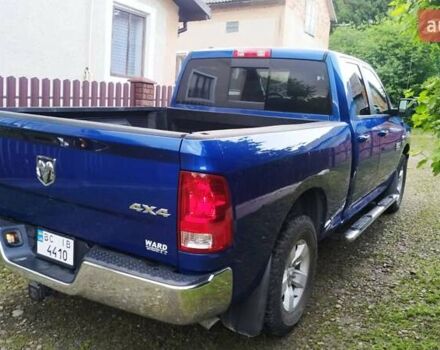 Синій Додж RAM 1500, об'ємом двигуна 5.7 л та пробігом 135 тис. км за 20200 $, фото 4 на Automoto.ua
