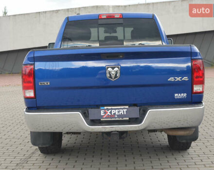 Синий Додж RAM 1500, объемом двигателя 5.7 л и пробегом 135 тыс. км за 23900 $, фото 3 на Automoto.ua