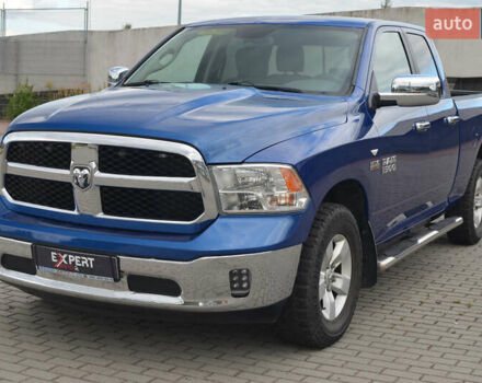 Синий Додж RAM 1500, объемом двигателя 5.7 л и пробегом 135 тыс. км за 23900 $, фото 2 на Automoto.ua