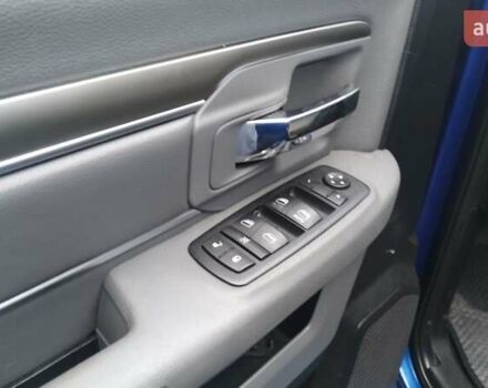 Синій Додж RAM 1500, об'ємом двигуна 5.7 л та пробігом 135 тис. км за 20200 $, фото 18 на Automoto.ua