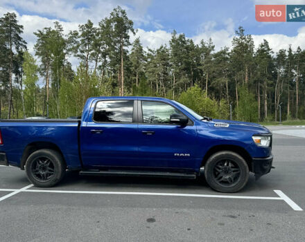 Синий Додж RAM 1500, объемом двигателя 5.7 л и пробегом 130 тыс. км за 35000 $, фото 3 на Automoto.ua