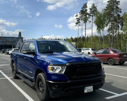 Синий Додж RAM 1500, объемом двигателя 5.7 л и пробегом 130 тыс. км за 35000 $, фото 2 на Automoto.ua