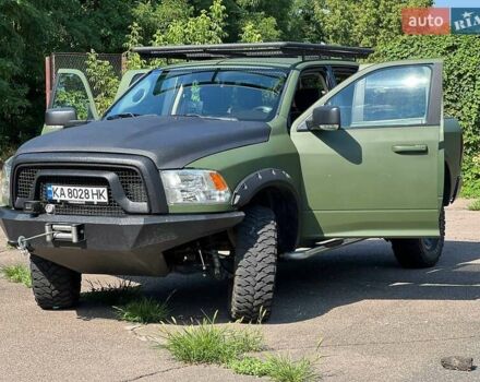 Зеленый Додж RAM 1500, объемом двигателя 5.7 л и пробегом 148 тыс. км за 28500 $, фото 16 на Automoto.ua