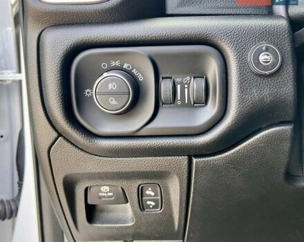 Зеленый Додж RAM 1500, объемом двигателя 5.7 л и пробегом 41 тыс. км за 54999 $, фото 22 на Automoto.ua