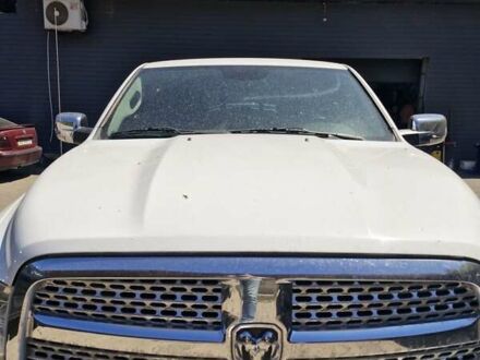 Додж RAM 2500 2014 у Кривому Розі на Automoto.ua Білий Додж RAM 2500, об'ємом двигуна 5.7 л та пробігом 200 тис. км за 35000 $, фото 1 на Automoto.ua