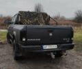 Черный Додж RAM 2500, объемом двигателя 5.65 л и пробегом 300 тыс. км за 15000 $, фото 3 на Automoto.ua