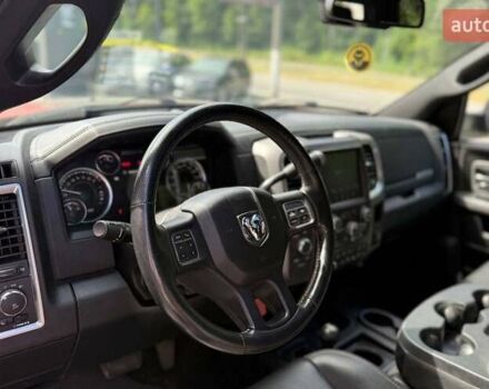 Красный Додж RAM 2500, объемом двигателя 6.42 л и пробегом 33 тыс. км за 74700 $, фото 8 на Automoto.ua