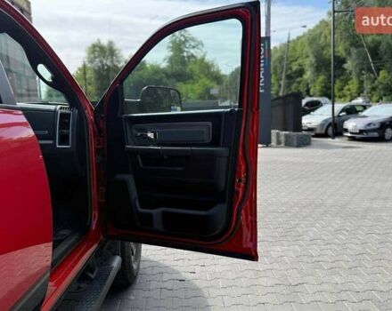 Красный Додж RAM 2500, объемом двигателя 6.42 л и пробегом 33 тыс. км за 74700 $, фото 22 на Automoto.ua