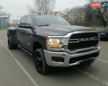 Серый Додж RAM 3500, объемом двигателя 6.7 л и пробегом 35 тыс. км за 99900 $, фото 8 на Automoto.ua