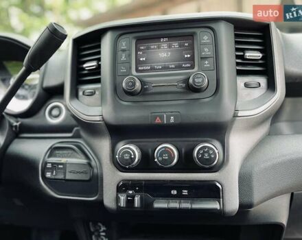 Серый Додж RAM 3500, объемом двигателя 6.7 л и пробегом 35 тыс. км за 99900 $, фото 44 на Automoto.ua