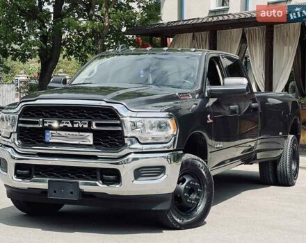 Серый Додж RAM 3500, объемом двигателя 6.7 л и пробегом 35 тыс. км за 99900 $, фото 24 на Automoto.ua