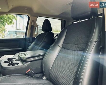 Серый Додж RAM 3500, объемом двигателя 6.7 л и пробегом 35 тыс. км за 99900 $, фото 38 на Automoto.ua