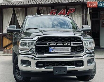 Серый Додж RAM 3500, объемом двигателя 6.7 л и пробегом 35 тыс. км за 99900 $, фото 21 на Automoto.ua