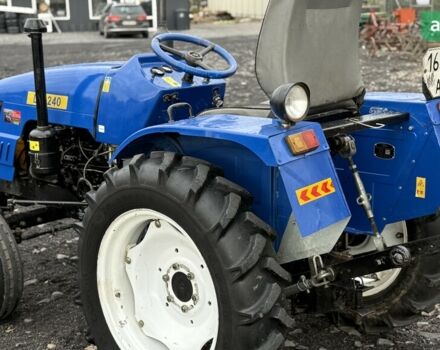 Донг Фенг ДФ-240 2011 у Радехове на Automoto.ua Донг Фенг ДФ-240, об'ємом двигуна 0 л та пробігом 0 тис. км за 3250 $, фото 10 на Automoto.ua