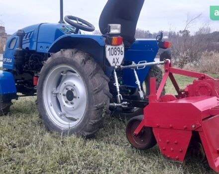 Донг Фенг ДФ-254 2007 у Краснокутске на Automoto.ua Донг Фенг ДФ-254, об'ємом двигуна 1.5 л та пробігом 0 тис. км за 4000 $, фото 1 на Automoto.ua