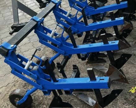 Донг Фенг Другая, объемом двигателя 5 л и пробегом 2 тыс. км за 266 $, фото 2 на Automoto.ua