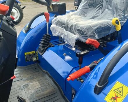 Донг Фенг Інша, об'ємом двигуна 1.81 л та пробігом 1 тис. км за 8199 $, фото 12 на Automoto.ua