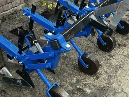 Донг Фенг Інша, об'ємом двигуна 5 л та пробігом 2 тис. км за 266 $, фото 1 на Automoto.ua