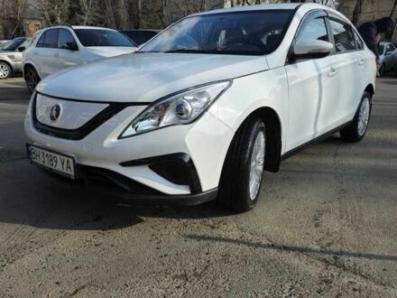 Донг Фенг Fengxing S50-EV 2022 в Одессе на Automoto.ua Белый Донг Фенг Fengxing S50-EV, объемом двигателя 0 л и пробегом 1 тыс. км за 20000 $, фото 1 на Automoto.ua