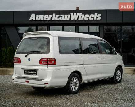 Белый Донг Фенг M5EV, объемом двигателя 0 л и пробегом 32 тыс. км за 22900 $, фото 4 на Automoto.ua