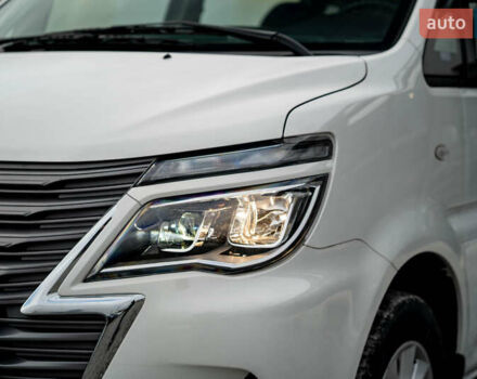 Белый Донг Фенг M5EV, объемом двигателя 0 л и пробегом 32 тыс. км за 22900 $, фото 11 на Automoto.ua