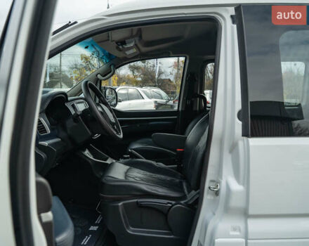 Белый Донг Фенг M5EV, объемом двигателя 0 л и пробегом 32 тыс. км за 22900 $, фото 12 на Automoto.ua