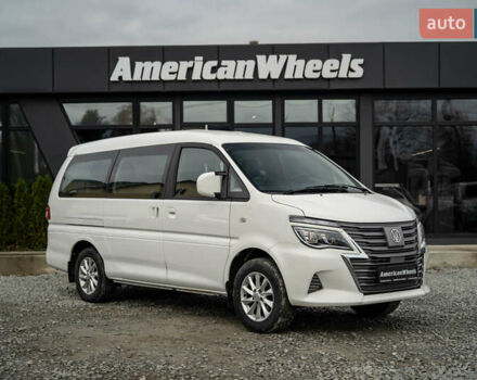 Белый Донг Фенг M5EV, объемом двигателя 0 л и пробегом 32 тыс. км за 22900 $, фото 2 на Automoto.ua