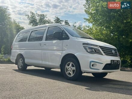 Белый Донг Фенг M5EV, объемом двигателя 0 л и пробегом 51 тыс. км за 23000 $, фото 1 на Automoto.ua