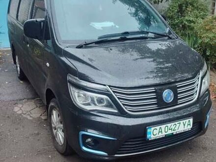 Донг Фенг M5EV 2019 в Смеле на Automoto.ua Черный Донг Фенг M5EV, объемом двигателя 0 л и пробегом 46 тыс. км за 22000 $, фото 1 на Automoto.ua
