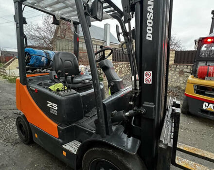 Оранжевый Дусан 255 LC-V, объемом двигателя 2 л и пробегом 6 тыс. км за 12999 $, фото 5 на Automoto.ua