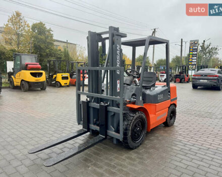 Дусан D 30C, объемом двигателя 0 л и пробегом 0 тыс. км за 7000 $, фото 7 на Automoto.ua