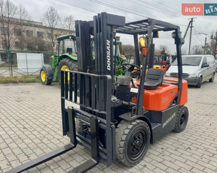 Оранжевый Дусан D 30C, объемом двигателя 0 л и пробегом 5 тыс. км за 12800 $, фото 5 на Automoto.ua