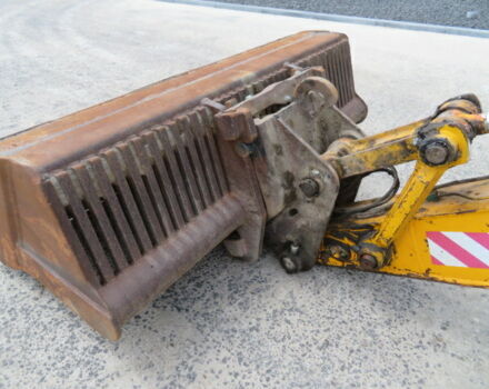 Дусан Другая, объемом двигателя 0 л и пробегом 0 тыс. км за 98329 $, фото 8 на Automoto.ua