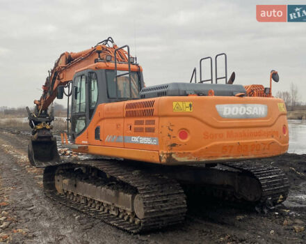 Помаранчевий Дусан DX 255LC, об'ємом двигуна 5.9 л та пробігом 12 тис. км за 72000 $, фото 2 на Automoto.ua