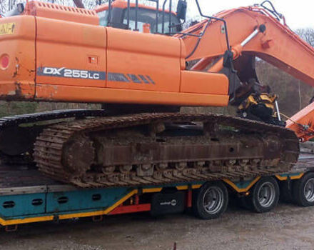 Помаранчевий Дусан DX 255LC, об'ємом двигуна 5.9 л та пробігом 12 тис. км за 72000 $, фото 9 на Automoto.ua