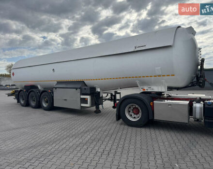 Черный Дромеч СНГ, объемом двигателя 0 л и пробегом 0 тыс. км за 30000 $, фото 3 на Automoto.ua