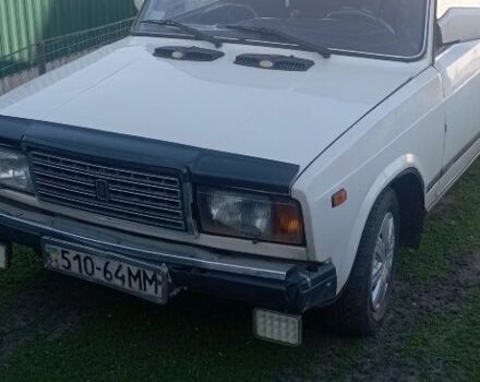 Белый Другая Другая, объемом двигателя 0 л и пробегом 728 тыс. км за 594 $, фото 1 на Automoto.ua