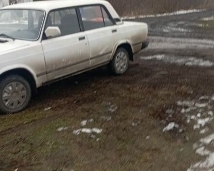 Белый Другая Другая, объемом двигателя 0 л и пробегом 728 тыс. км за 594 $, фото 5 на Automoto.ua