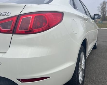 Белый Другая Другая, объемом двигателя 0 л и пробегом 35 тыс. км за 9000 $, фото 2 на Automoto.ua