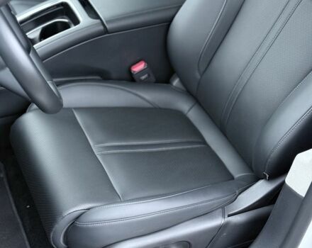 Белый Другая Другая, объемом двигателя 0 л и пробегом 7 тыс. км за 34800 $, фото 7 на Automoto.ua