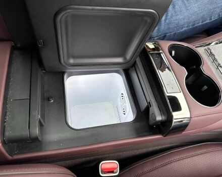 Белый Другая Другая, объемом двигателя 0 л и пробегом 11 тыс. км за 58000 $, фото 2 на Automoto.ua