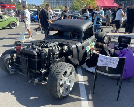 Черный Другая Другая, объемом двигателя 3 л и пробегом 30 тыс. км за 8000 $, фото 6 на Automoto.ua