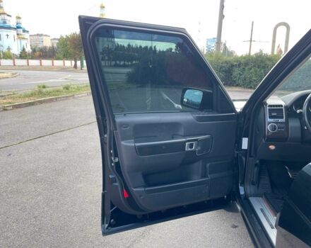 Чорний Інша Інша, об'ємом двигуна 4.2 л та пробігом 185 тис. км за 10800 $, фото 9 на Automoto.ua