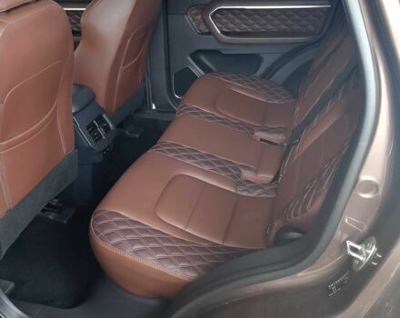 Коричневый Другая Другая, объемом двигателя 2 л и пробегом 2 тыс. км за 16000 $, фото 10 на Automoto.ua