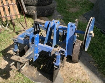 Другая Другая, объемом двигателя 0 л и пробегом 0 тыс. км за 1000 $, фото 1 на Automoto.ua