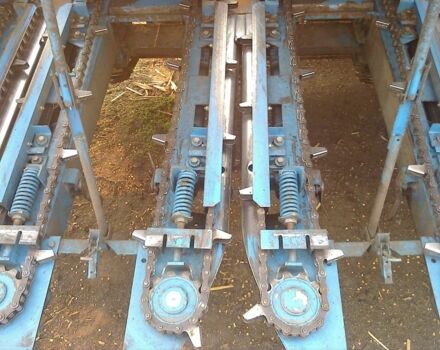 Другая Другая, объемом двигателя 2 л и пробегом 200 тыс. км за 7088 $, фото 4 на Automoto.ua