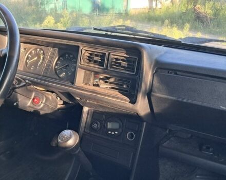 Другая Другая, объемом двигателя 2.3 л и пробегом 0 тыс. км за 1800 $, фото 6 на Automoto.ua