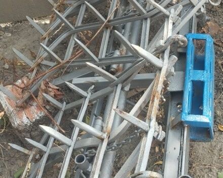 Другая Другая, объемом двигателя 1.2 л и пробегом 1000 тыс. км за 3009 $, фото 5 на Automoto.ua