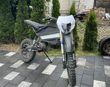 Другая Другая, объемом двигателя 3 л и пробегом 0 тыс. км за 1890 $, фото 1 на Automoto.ua